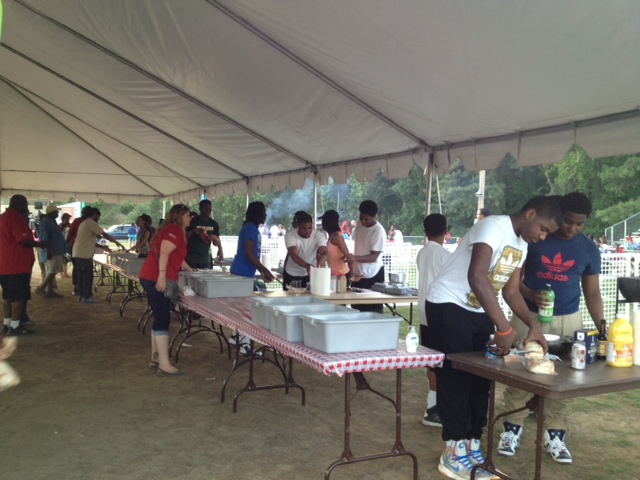 The 4th Annual Xtreme Teens BBQ Grill-Off Displays Some Talented Teen Chefs! 